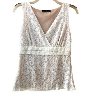 Will Smith Women’s Faux Wrap Lace sleeveless Knit Top off white/nude size Small